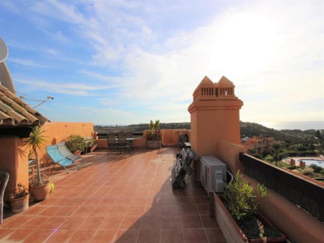 2 Bedroom Penthouse With A Private 360 Rooftop Terrace With Sea And Mountain Views Bahía de Casares Exterior foto